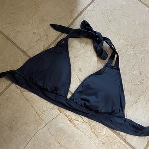 Simple halter bikini